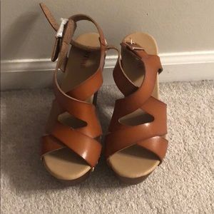 Cognac faux leather strappy platform sandals